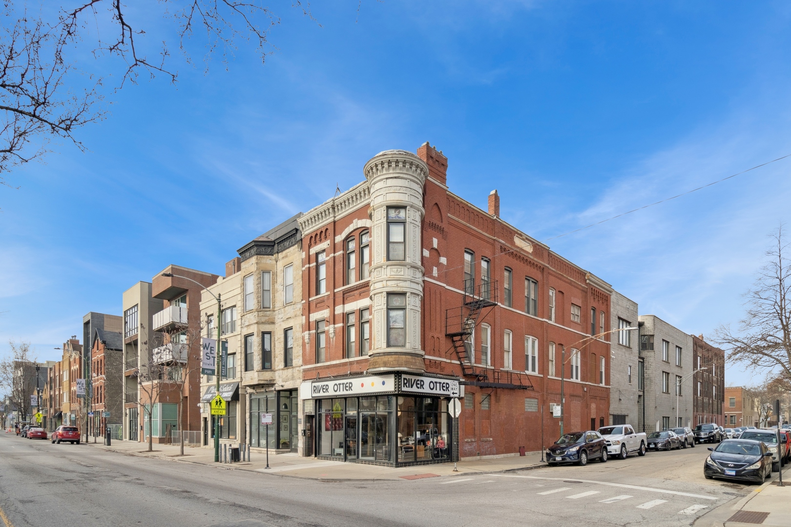 918 N Ashland Avenue