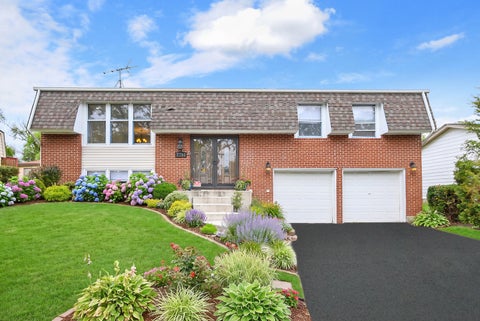 Photo of 17760 Arlington Drive, Country Club Hills, IL 60478 (MLS # 12760684)