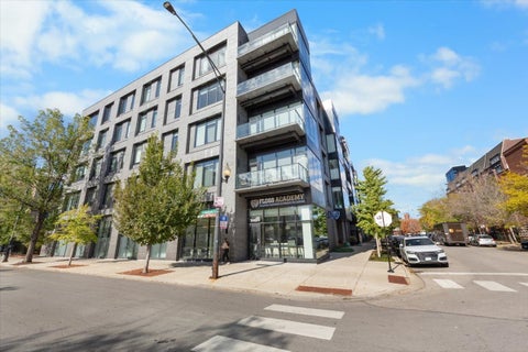 Photo of 6 N Bishop Street #206, Chicago, IL 60607 (MLS # 12660925)