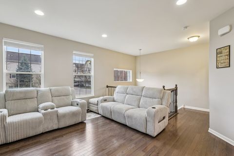 Tiny photo for 440 Town Center Boulevard, Gilberts, IL 60136 (MLS # 12607076)