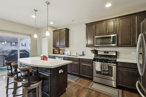 Tiny photo for 440 Town Center Boulevard, Gilberts, IL 60136 (MLS # 12607076)