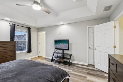 Tiny photo for 440 Town Center Boulevard, Gilberts, IL 60136 (MLS # 12607076)