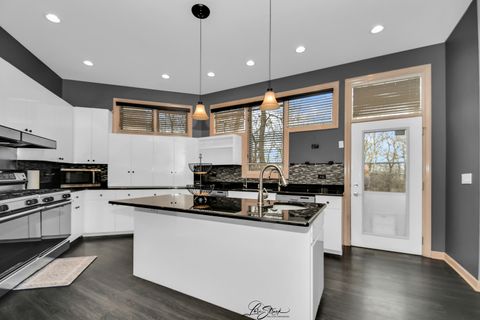Tiny photo for 20602 Abbey Drive, Frankfort, IL 60423 (MLS # 12461514)