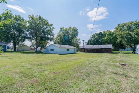 Tiny photo for 436 Standish Drive, Bloomington, IL 61704 (MLS # 12464620)