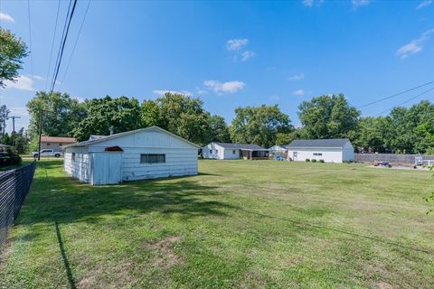 Tiny photo for 436 Standish Drive, Bloomington, IL 61704 (MLS # 12464620)