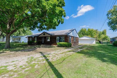 Tiny photo for 436 Standish Drive, Bloomington, IL 61704 (MLS # 12464620)