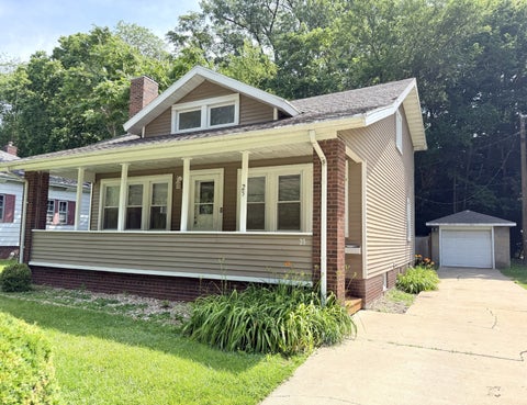 25 Westclox Avenue, Peru, IL 61354 - #: 12691200