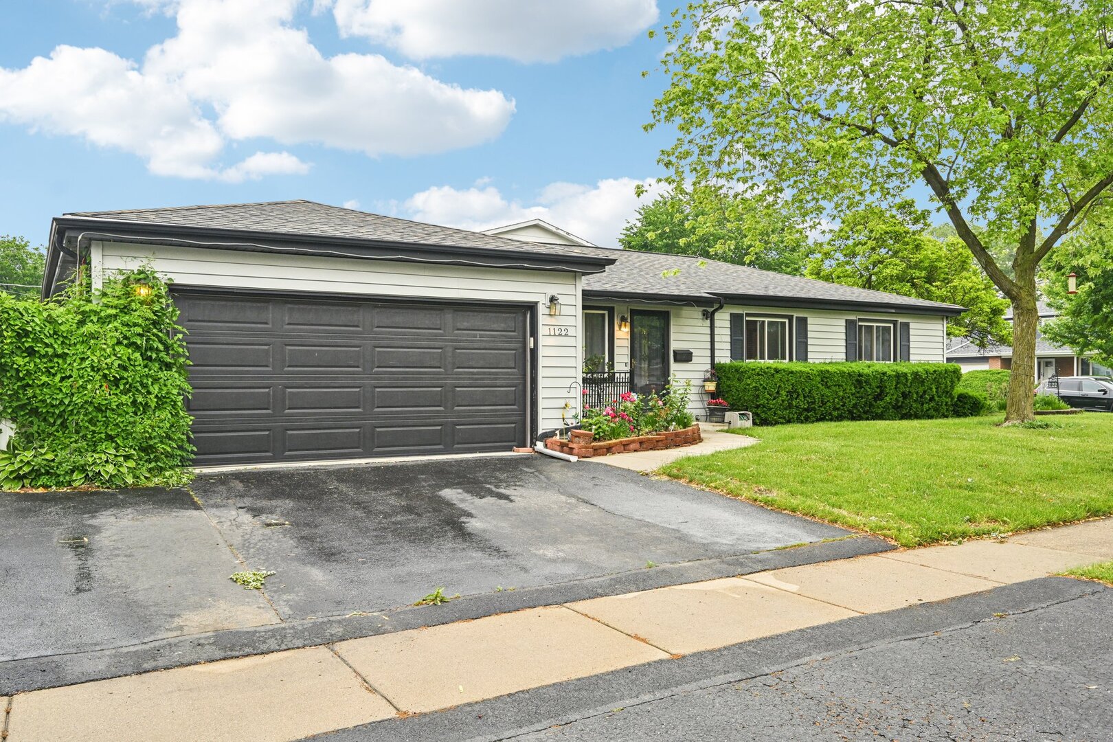 1122 S Sprucewood Drive