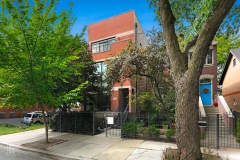 1700 N Talman Avenue 1 Chicago IL 60647