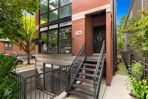 Tiny photo for 1700 N Talman Avenue #1, Chicago, IL 60647 (MLS # 12465664)