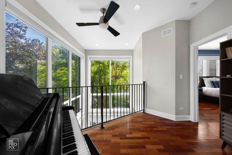 Tiny photo for 1700 N Talman Avenue #1, Chicago, IL 60647 (MLS # 12465664)