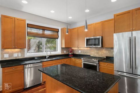 Tiny photo for 1700 N Talman Avenue #1, Chicago, IL 60647 (MLS # 12465664)