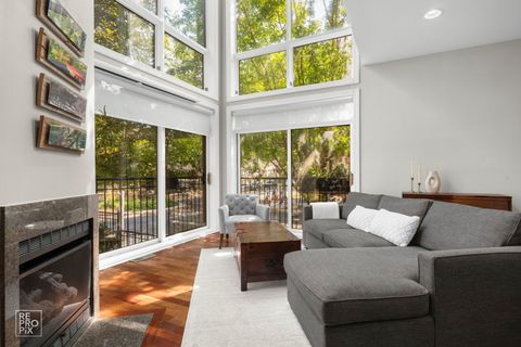 Tiny photo for 1700 N Talman Avenue #1, Chicago, IL 60647 (MLS # 12465664)