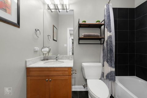 Tiny photo for 1700 N Talman Avenue #1, Chicago, IL 60647 (MLS # 12465664)