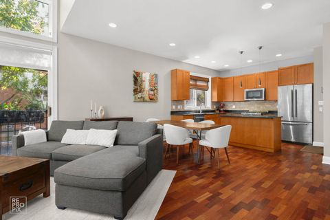 Tiny photo for 1700 N Talman Avenue #1, Chicago, IL 60647 (MLS # 12465664)