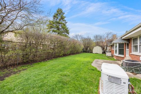 Tiny photo for 1110 S Fernandez Avenue, Arlington Heights, IL 60005 (MLS # 12616179)