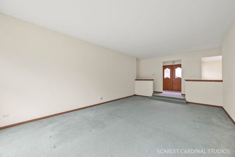 Tiny photo for 1110 S Fernandez Avenue, Arlington Heights, IL 60005 (MLS # 12616179)