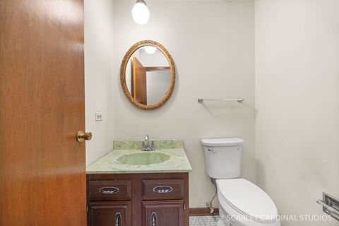 Tiny photo for 1110 S Fernandez Avenue, Arlington Heights, IL 60005 (MLS # 12616179)