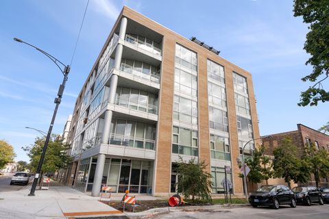 1550 W Cornelia Avenue 403 Chicago IL 60657