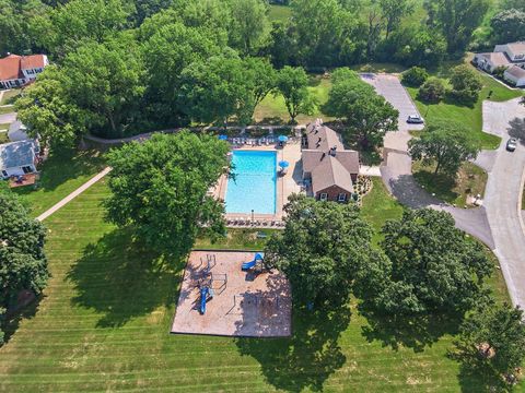 Tiny photo for 67 Willow Circle, Cary, IL 60013 (MLS # 12425009)