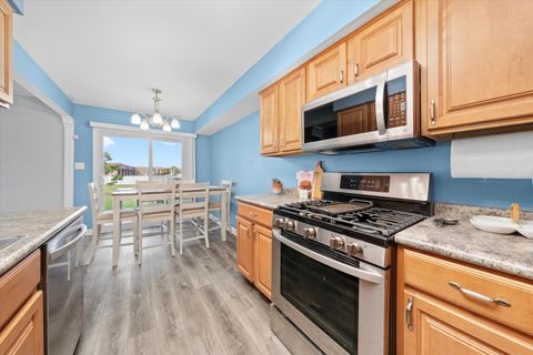 Tiny photo for 16011 84th Place, Tinley Park, IL 60487 (MLS # 12508190)