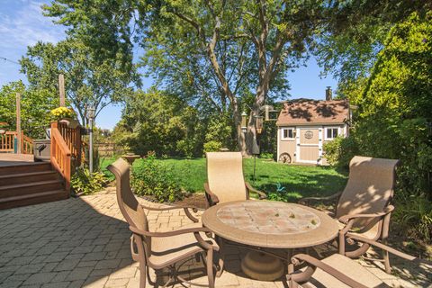 Tiny photo for 1102 E Waverly Drive, Arlington Heights, IL 60004 (MLS # 12606282)