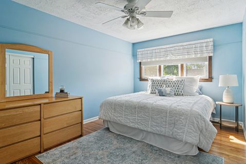 Tiny photo for 1102 E Waverly Drive, Arlington Heights, IL 60004 (MLS # 12606282)