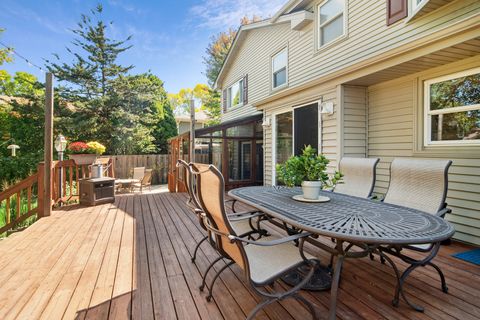 Tiny photo for 1102 E Waverly Drive, Arlington Heights, IL 60004 (MLS # 12606282)