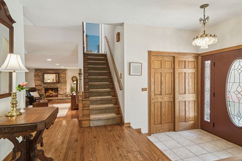 Tiny photo for 1102 E Waverly Drive, Arlington Heights, IL 60004 (MLS # 12606282)