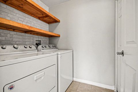 Tiny photo for 1765 Fieldstone Drive S, Shorewood, IL 60404 (MLS # 12635439)