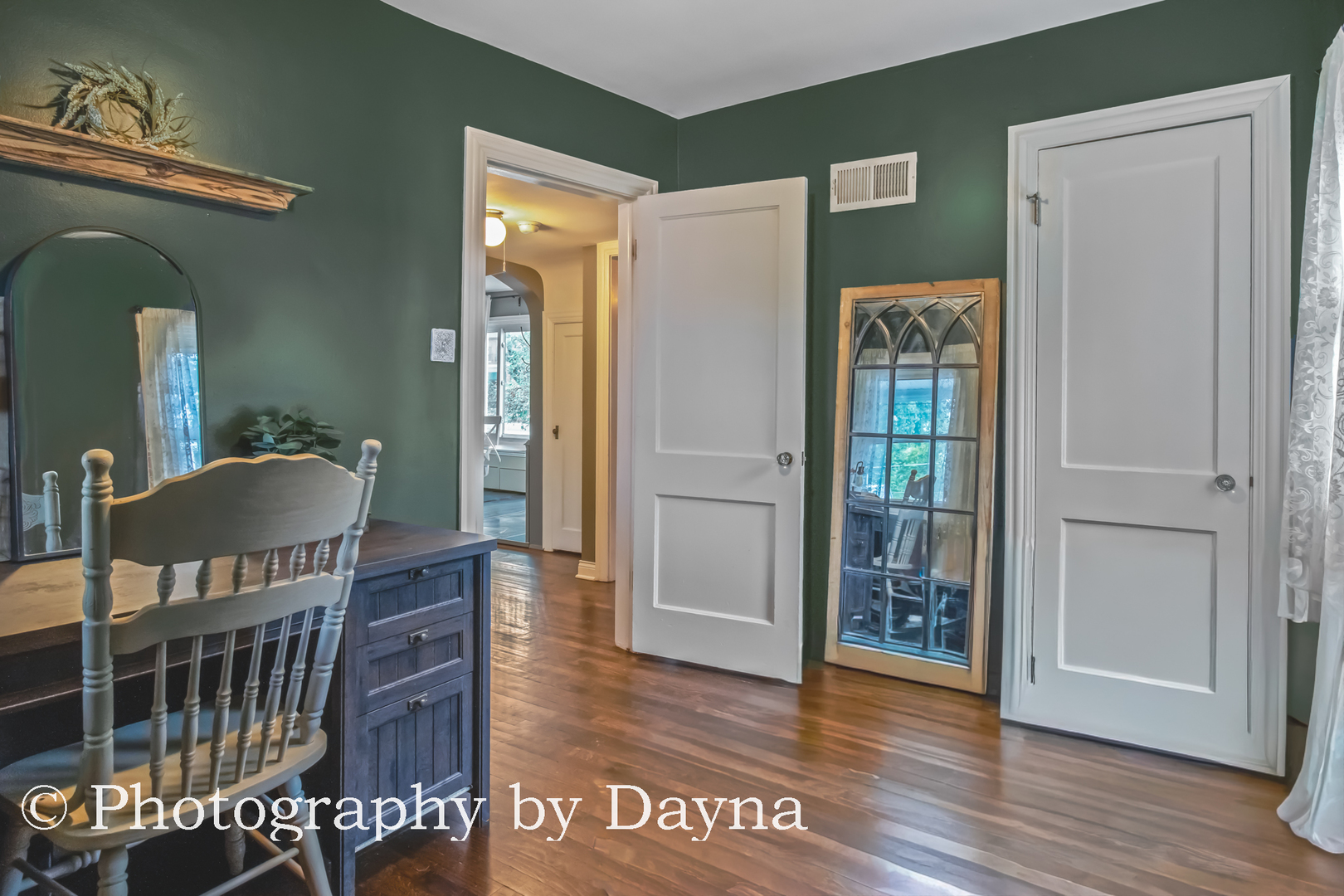 Tinley Park, Illinois 60477, United States, 4 Bedrooms Bedrooms, ,1 BathroomBathrooms,Residential,Active,227694