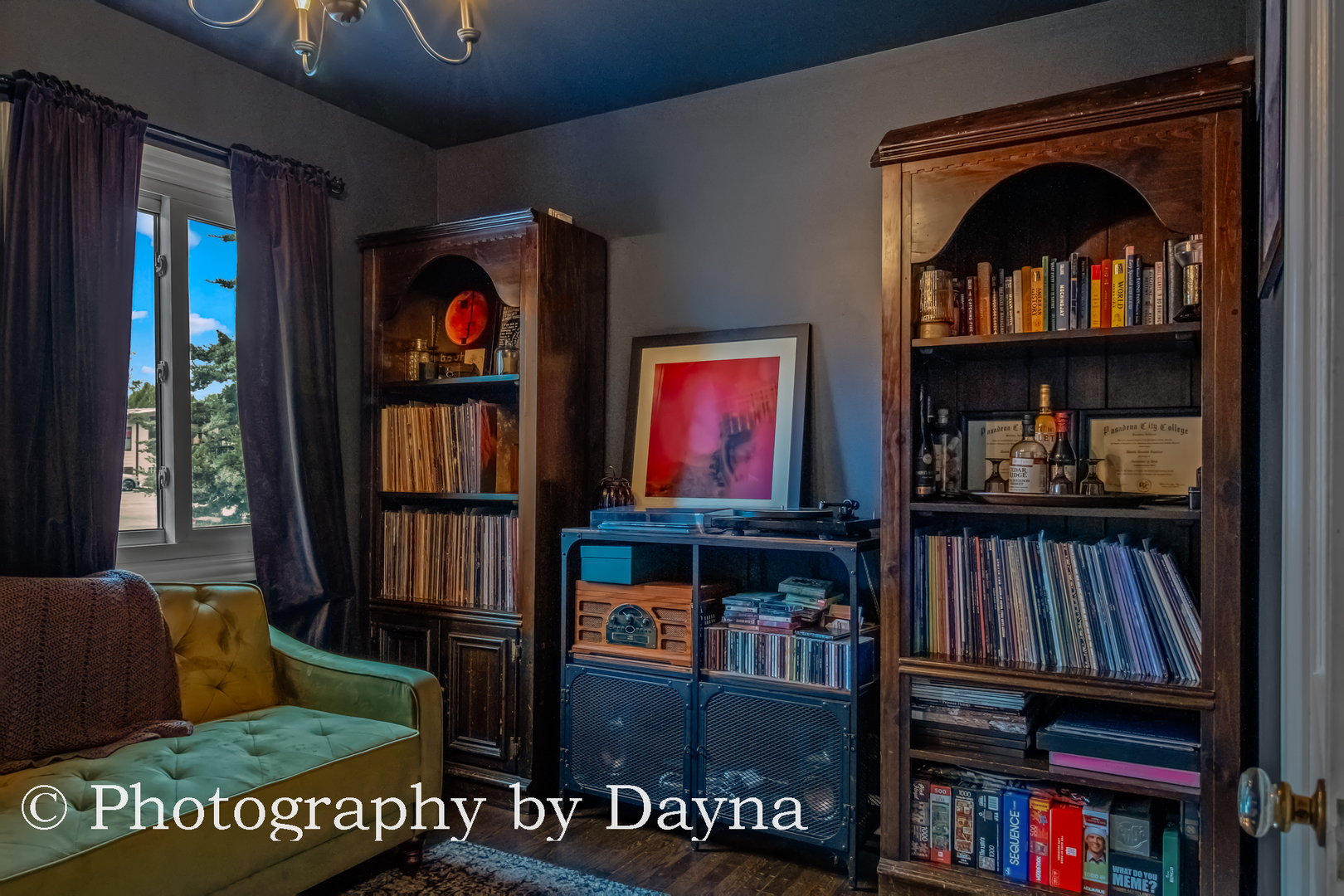 Tinley Park, Illinois 60477, United States, 4 Bedrooms Bedrooms, ,1 BathroomBathrooms,Residential,Active,227694