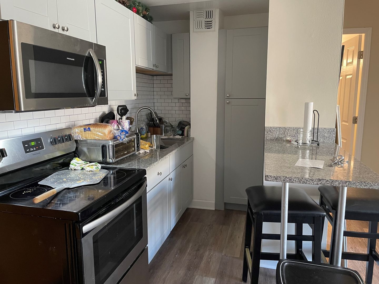 4180 N Marine Drive 1012