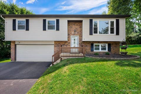 Photo of 6122 Pleasant View Road, Cary, IL 60013 (MLS # 12728269)