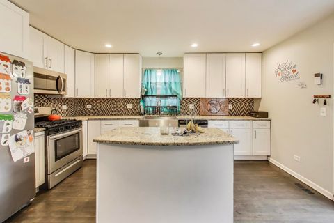 Tiny photo for 8618 S Morgan Street, Chicago, IL 60620 (MLS # 12305738)