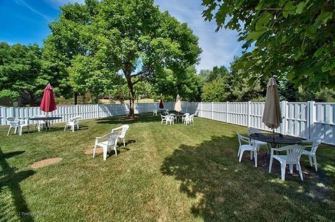 Tiny photo for 6340 AMERICANA Drive #216, Willowbrook, IL 60527 (MLS # 12648534)