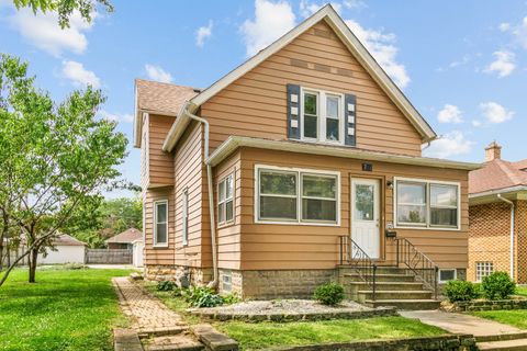 Photo of 705 Nicholson Street, Joliet, IL 60435 (MLS # 12470775)