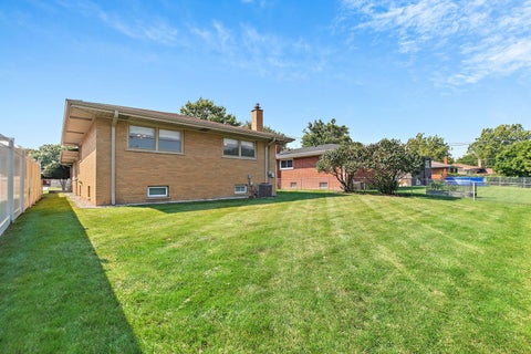 Tiny photo for 2831 Kensington Avenue, Westchester, IL 60154 (MLS # 12751331)