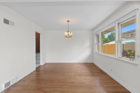 Tiny photo for 2831 Kensington Avenue, Westchester, IL 60154 (MLS # 12751331)