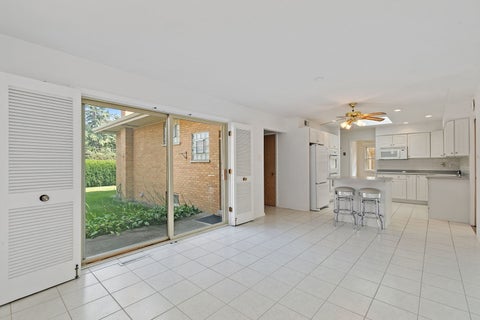 Tiny photo for 2831 Kensington Avenue, Westchester, IL 60154 (MLS # 12751331)
