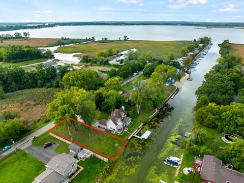 26118 W Oak Avenue Antioch IL 60002