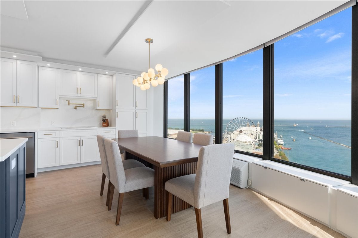 505 N Lake Shore Drive 2110-11