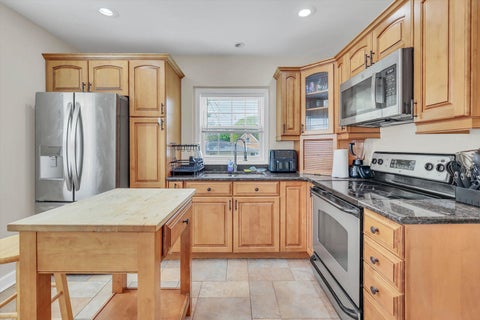 Tiny photo for 10006 S Artesian Avenue, Chicago, IL 60655 (MLS # 12753186)
