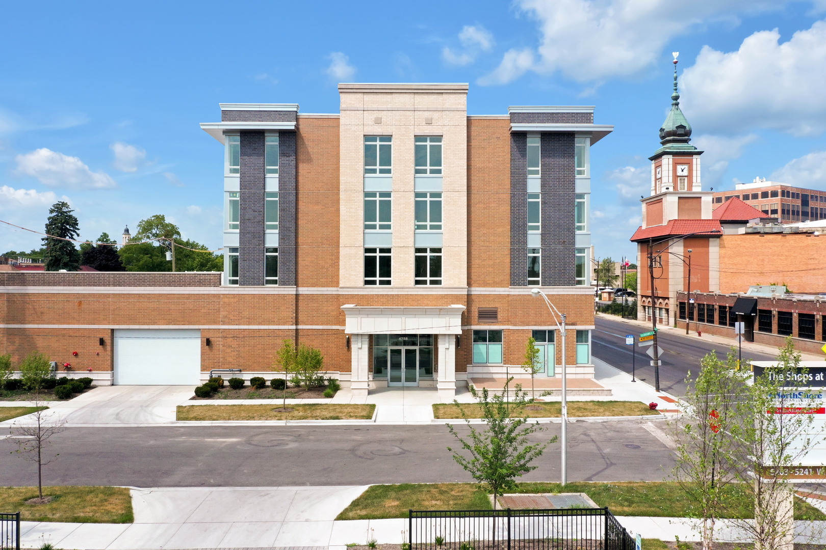 4758 N Laramie Avenue 407