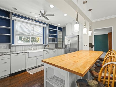 Tiny photo for 615 Dean Street, Woodstock, IL 60098 (MLS # 12511242)