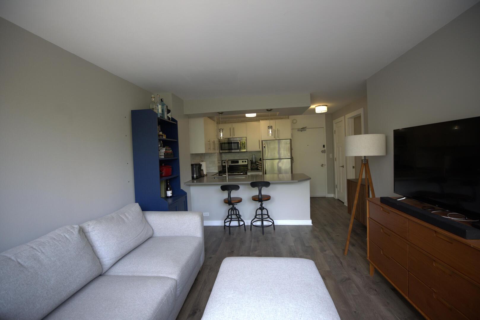 70 W Burton Place 306F