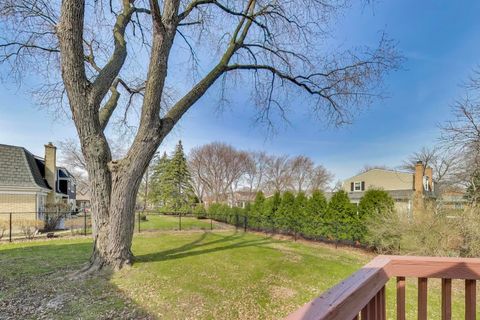 Tiny photo for 1531 S Princeton Avenue, Arlington Heights, IL 60005 (MLS # 12608014)