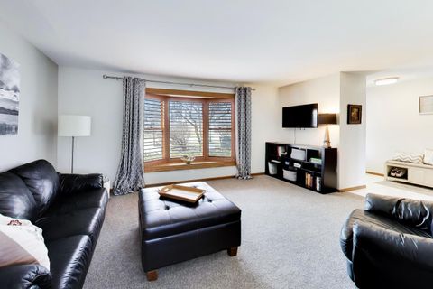 Tiny photo for 1531 S Princeton Avenue, Arlington Heights, IL 60005 (MLS # 12608014)