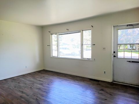 Tiny photo for 1401 Seminole Drive, Ottawa, IL 61350 (MLS # 12467539)