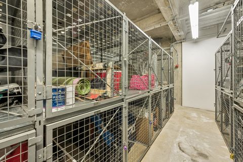 Tiny photo for 500 W SUPERIOR Street #805, Chicago, IL 60654 (MLS # 12466925)